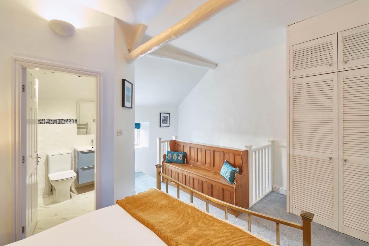 Host & Stay - Dove Grey, 25 West End Kirkbymoorside Exteriör bild
